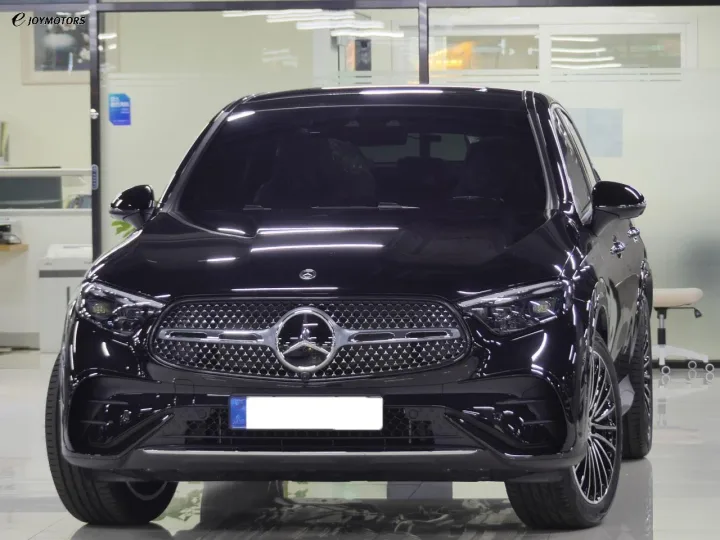 메르세데스-벤츠 GLC300 4MATIC 쿠페 AMG Line