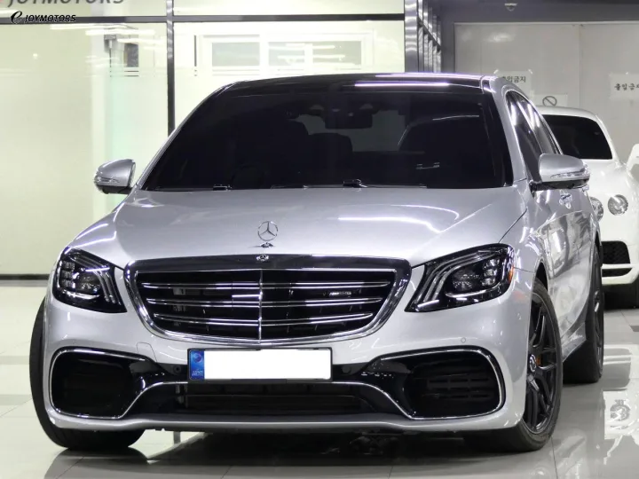 메르세데스-벤츠 S63 AMG 4MATIC+ 퍼포먼스 에디션