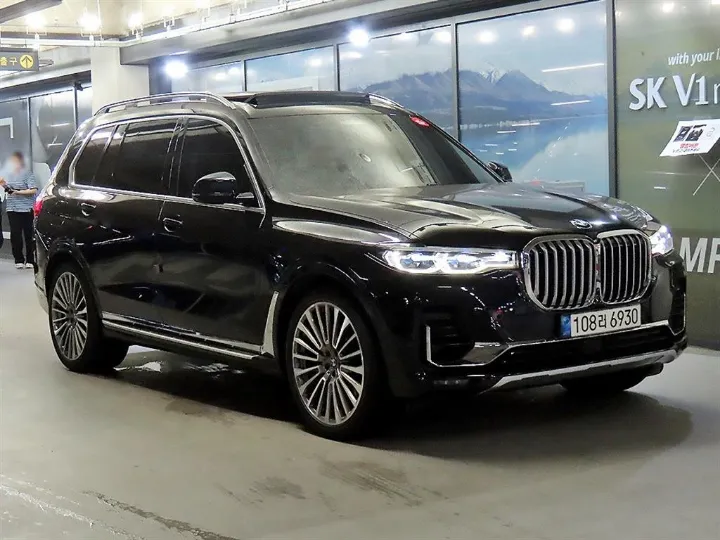 BMW X7 G07 xDrive 40d 디자인 퓨어 엑셀런스 7인승