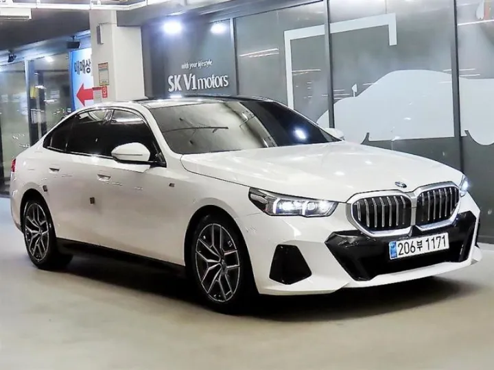 BMW 520i M 스포츠
